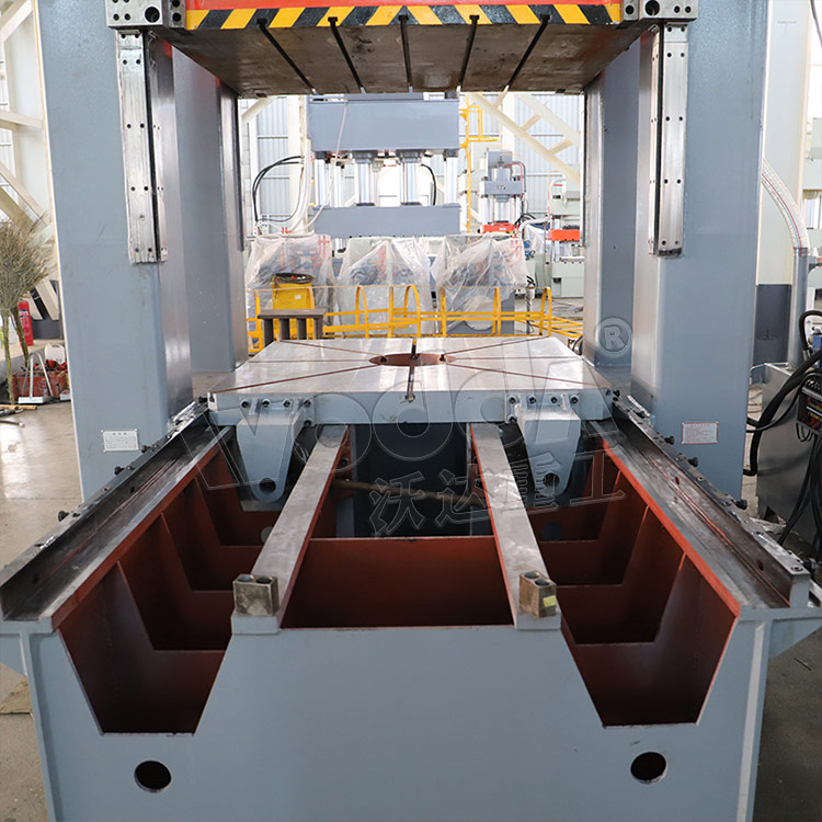 前後移動(dong)工作台 前後(hou)移動工作台(tai)