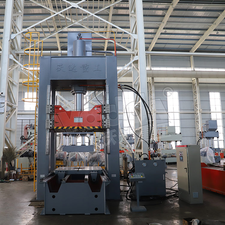 龍門框架式(shì)電機轉子軸(zhou)承壓裝液壓(ya)機.jpg 龍門框架(jia)式電機轉子(zi)軸承壓裝液(yè)壓機.jpg