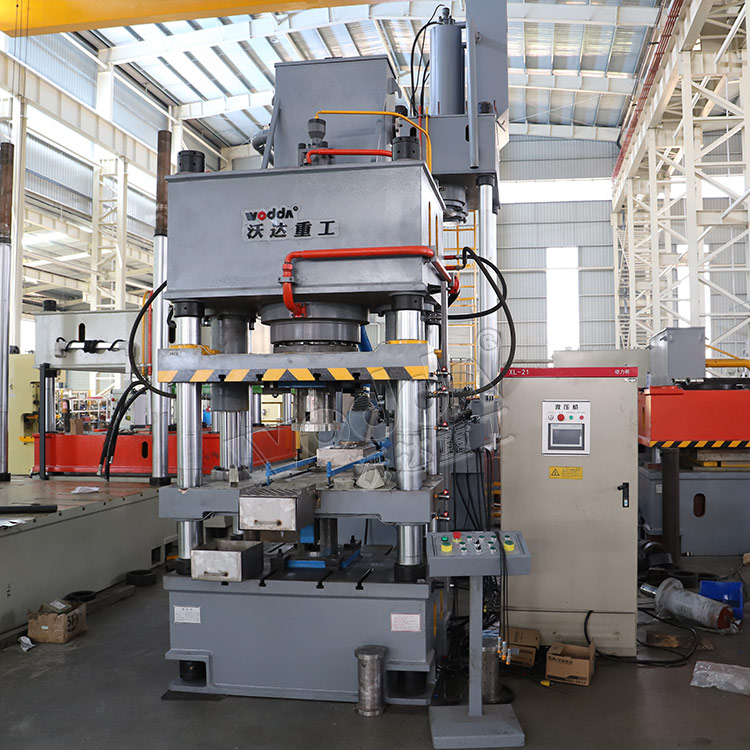 315噸全(quán)自動粉(fěn)末成型(xing)液壓機(ji) 315噸全自(zì)動粉末(mo)成型液(yè)壓機