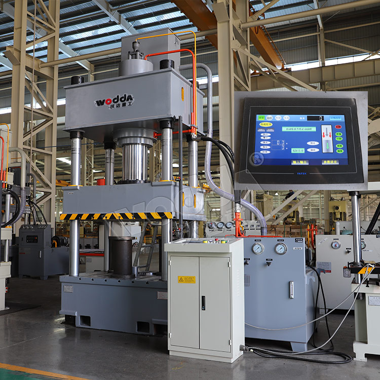 315噸四柱(zhu)壓力機 315噸四(si)柱壓力機