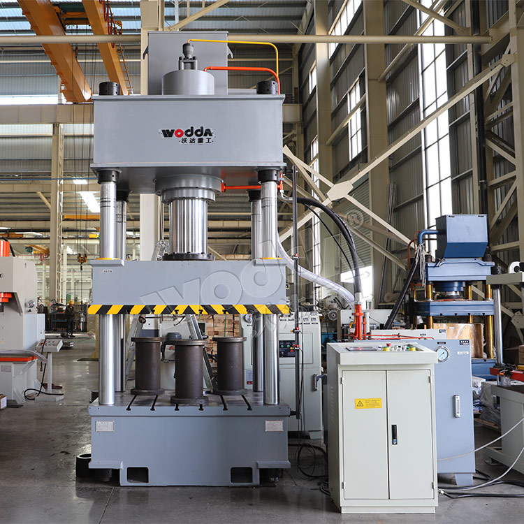 國标(biāo)315噸四柱液壓(yā)機 國标315噸四(sì)柱液壓機