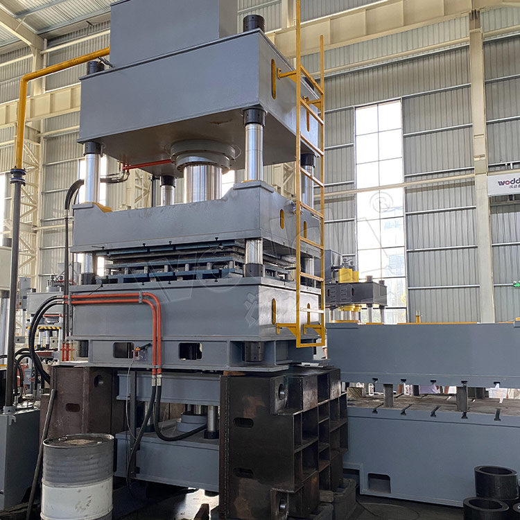 400噸拉伸液(yè)壓機 400噸拉伸液(ye)壓機