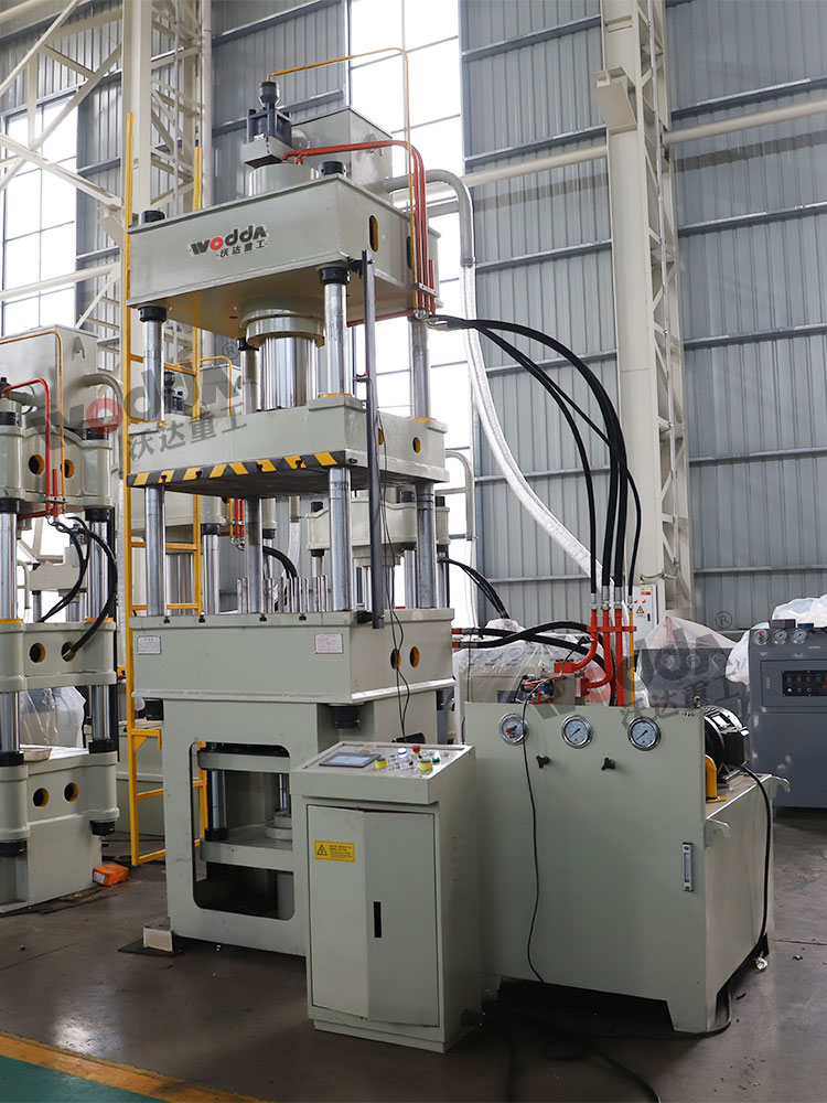 200噸(dun)四柱拉伸(shēn)液壓機 200噸(dun)四柱拉伸(shēn)液壓機