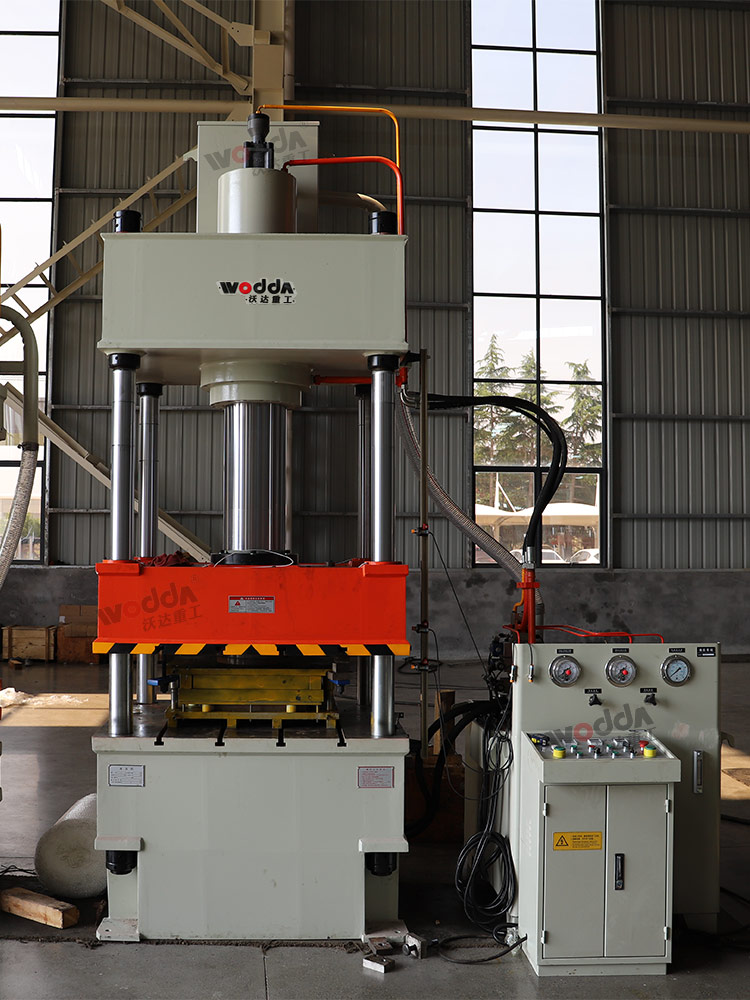 200噸(dūn)四柱液壓(ya)機 200噸四柱(zhu)液壓機