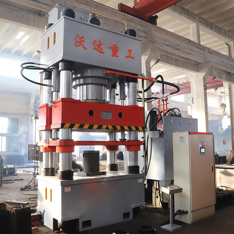 1250噸四梁(liang)四柱液(yè)壓機 1250噸(dun)四梁四(sì)柱液壓(ya)機