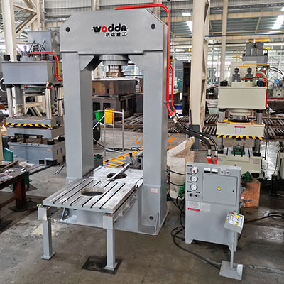 315噸電機(ji)軸承壓(ya)裝液壓(ya)機-315噸龍(lóng)門式液(yè)壓機