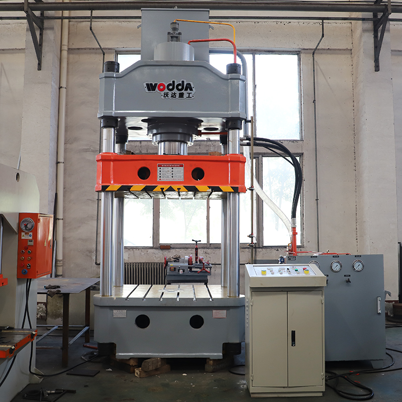 國标315噸(dun)三梁四(si)柱液壓(ya)機-315噸液(yè)壓機