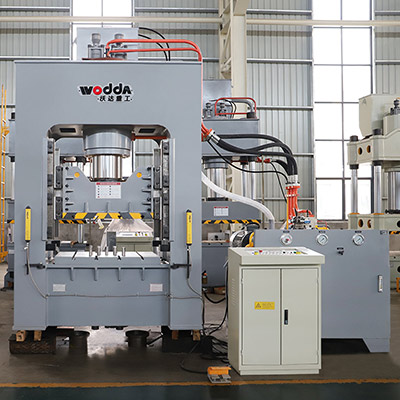 315噸(dūn)框架式液壓機(jī)_框架液壓機